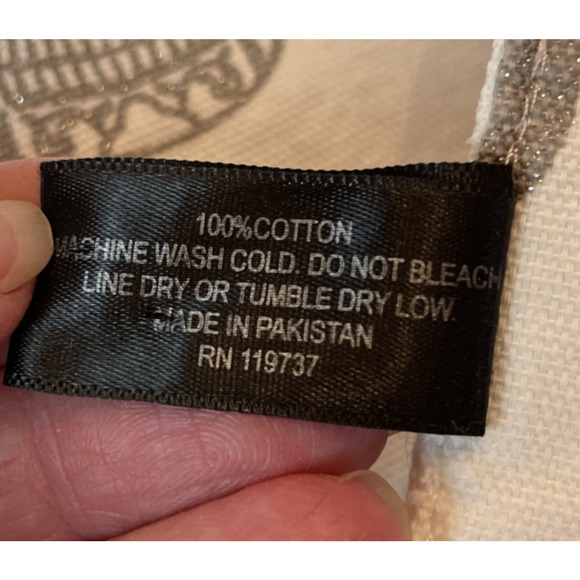 Spellbound Glittery Skulls Table Runner Halloween 14.5"x68" Party Fall Autumn - Picture 3 of 7